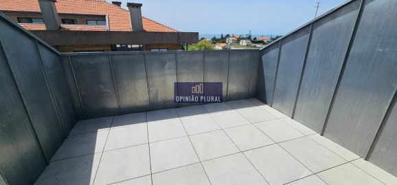 Apartamento T4 para Venda em Gulpilhares e Valadares