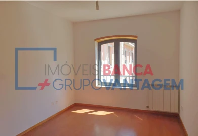 Apartamento T2 para Venda em Oliveira do Douro