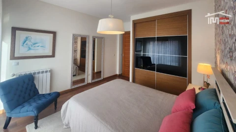 Moradia T3 para Venda em Atalaia e Alto Estanqueiro-Jardia