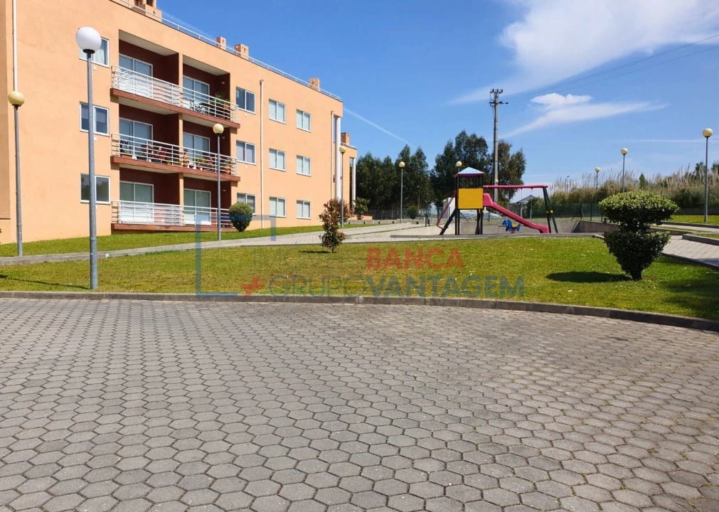 Apartamento T3 para Venda em Canelas Foto 1