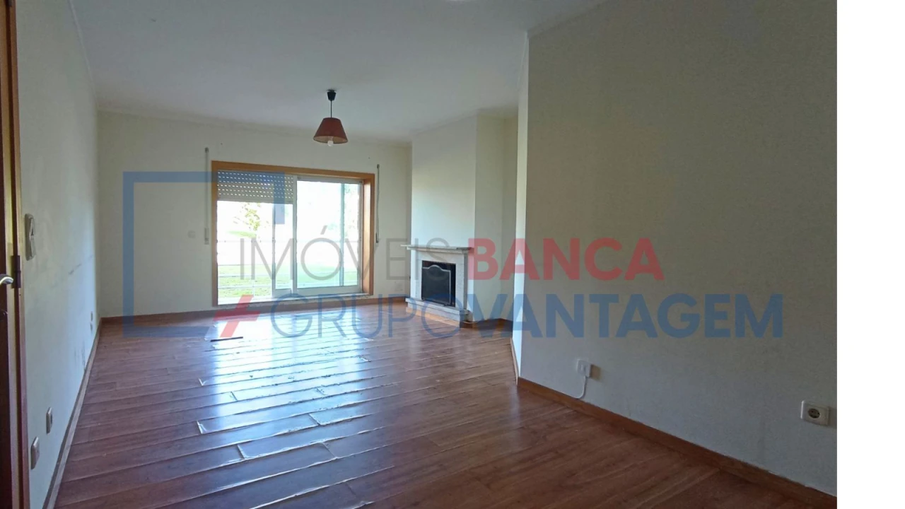 Apartamento T3 para Venda em Canelas Foto 9