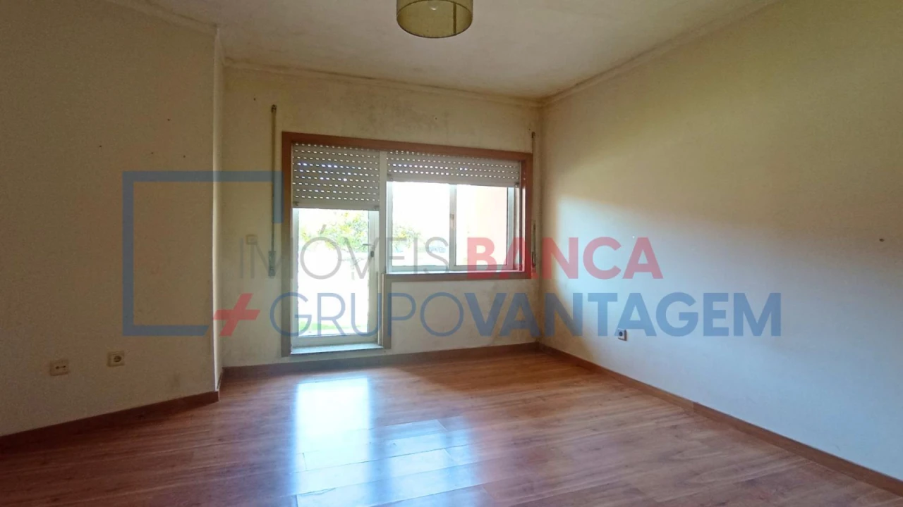 Apartamento T3 para Venda em Canelas Foto 24