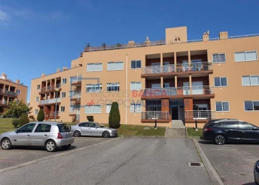 Apartamento T3 para Venda em Canelas