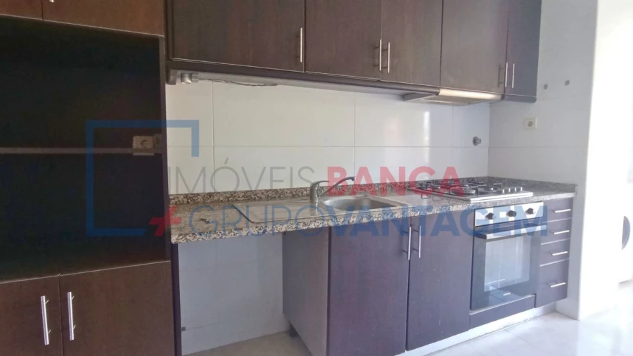 Apartamento T3 para Venda em Canelas Foto 11
