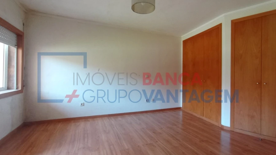 Apartamento T3 para Venda em Canelas Foto 27