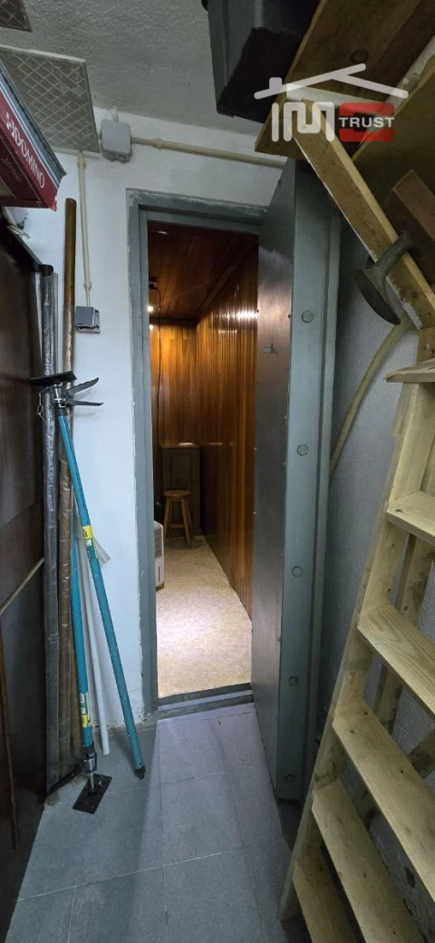 Negócio para Venda em Oeiras e São Julião da Barra, Paço de Arcos e Caxias