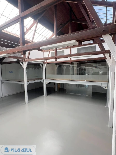 Armazém para Arrendamento em Paranhos