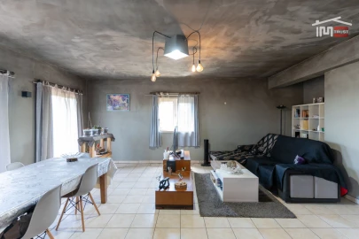 Moradia T3 para Venda em Nossa Senhora das Misericordias