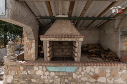 Moradia T3 para Venda em Nossa Senhora das Misericordias