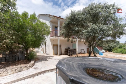 Moradia T3 para Venda em Nossa Senhora das Misericordias