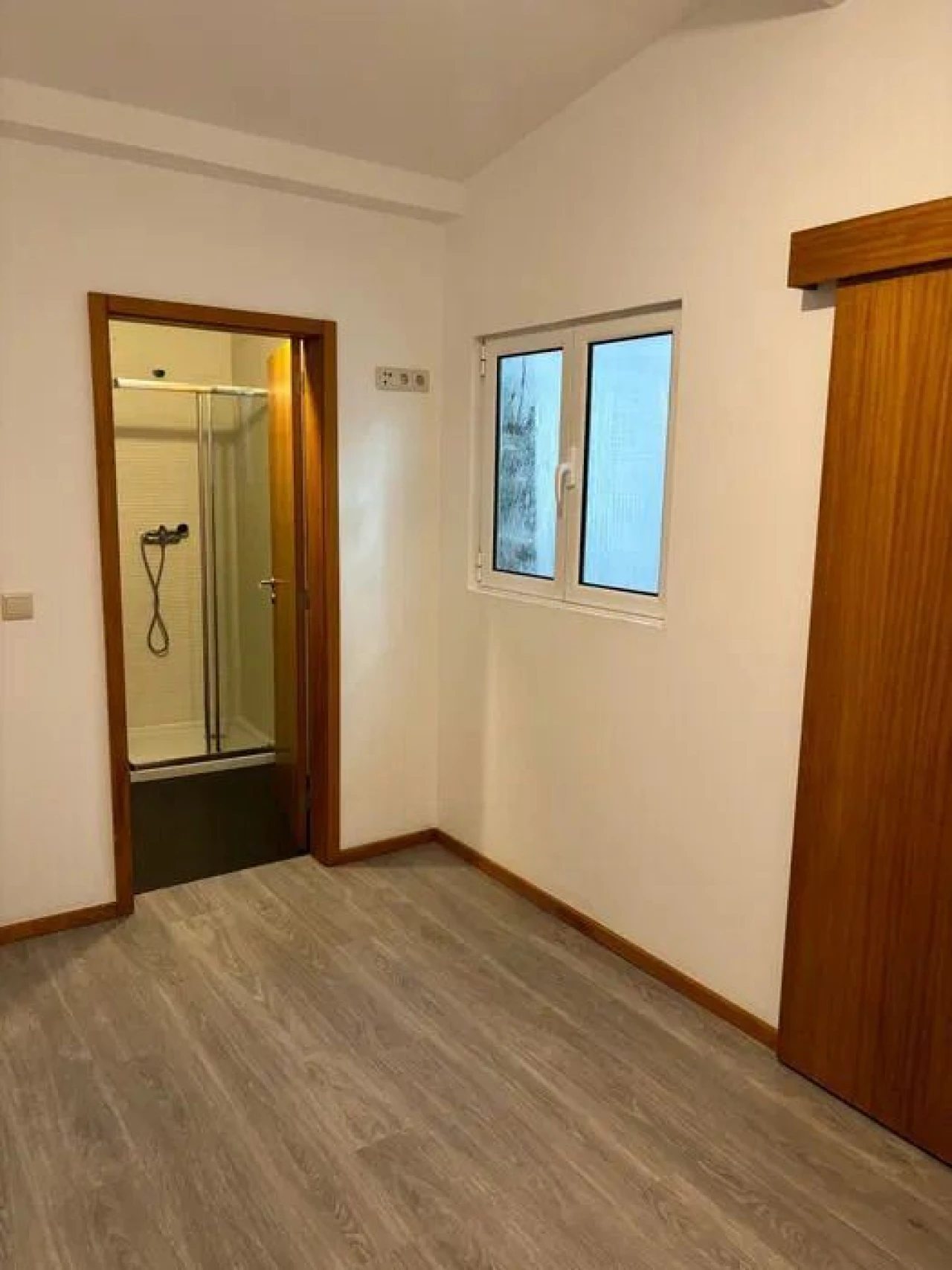 Moradia T3 para Venda em Campanhã Foto 8