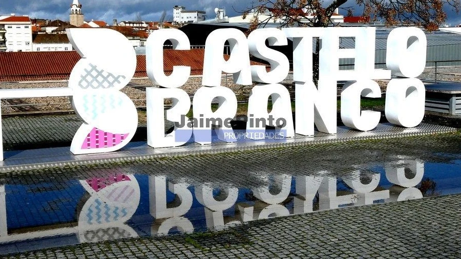 Armazém para Venda em Castelo Branco