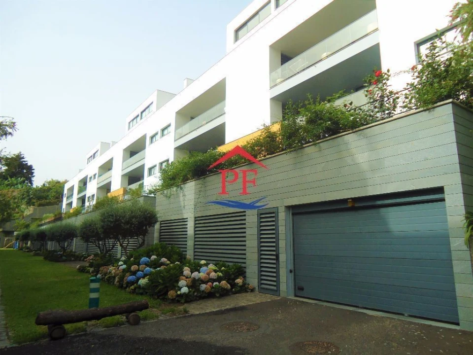 Apartamento T4 para Venda em Funchal (São Pedro) Foto 1