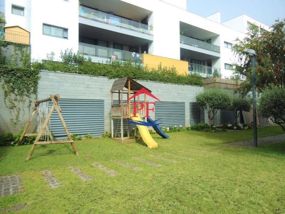 Apartamento T4 para Venda em Funchal (São Pedro) Foto 9