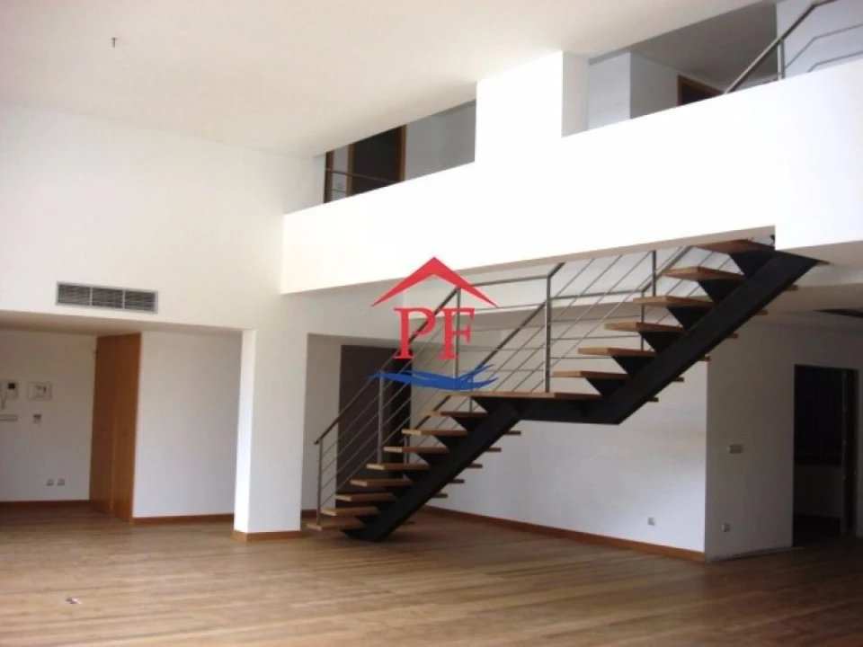 Apartamento T4 para Venda em Funchal (São Pedro) Foto 2