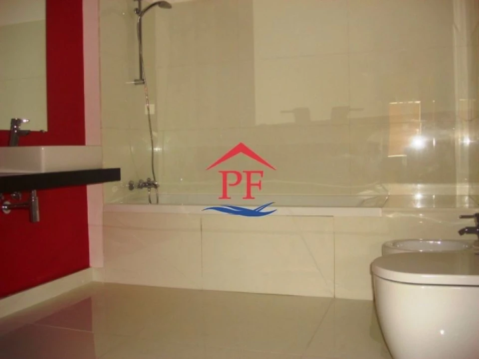 Apartamento T4 para Venda em Funchal (São Pedro) Foto 18
