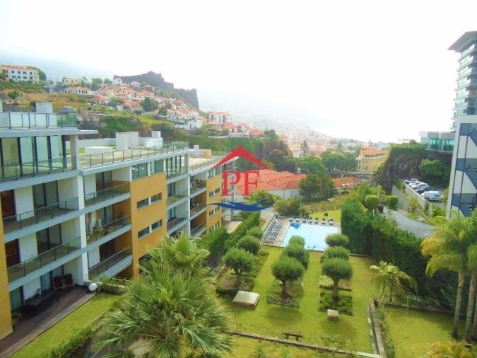 Apartamento T4 para Venda em Funchal (São Pedro) Foto 4