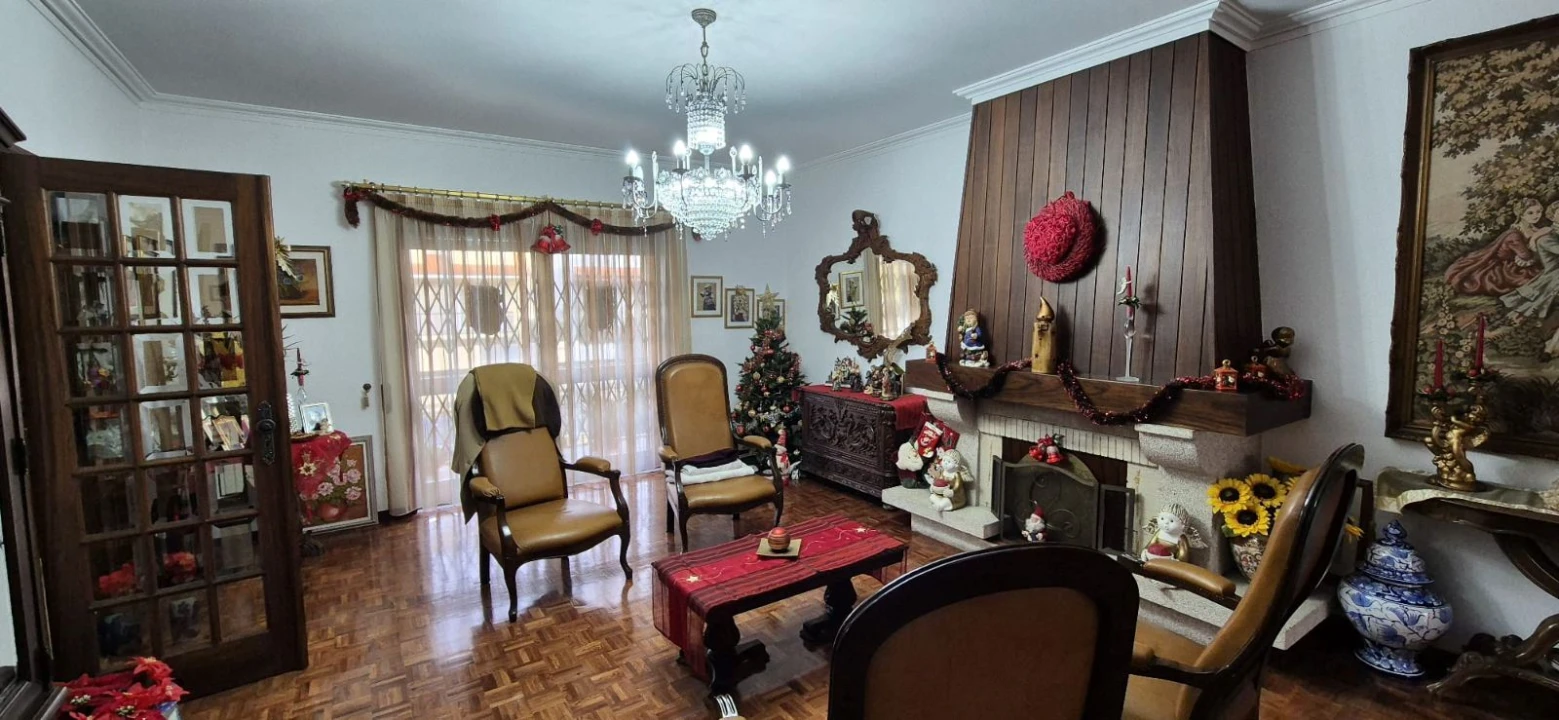 Moradia T4 para Venda em São Mamede de Infesta e Senhora da Hora Foto 20