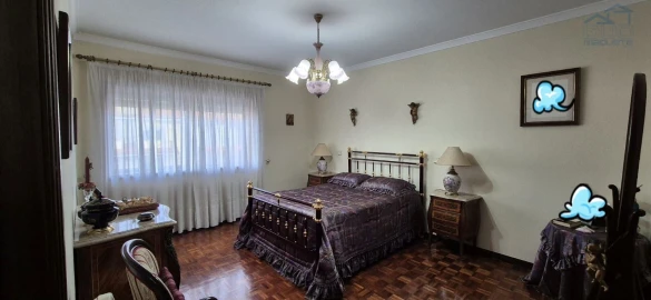 Moradia T4 para Venda em São Mamede de Infesta e Senhora da Hora