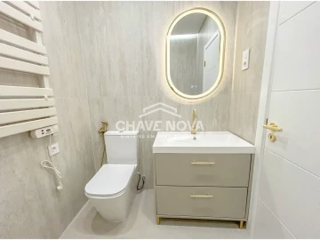 Apartamento T2 para Arrendamento em Santo António