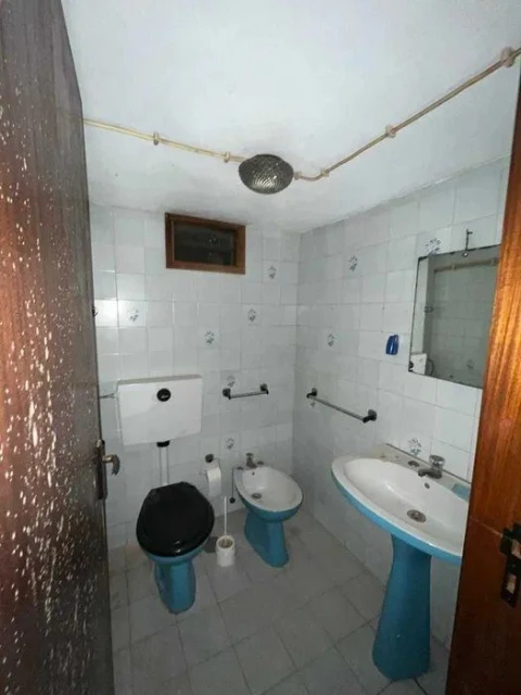 Armazém para Venda em Bougado (São Martinho e Santiago)