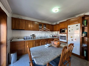 Moradia T4 para Venda em Arcozelo