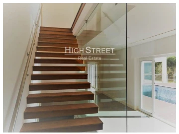 Moradia T4 para Venda em Agualva e Mira-Sintra