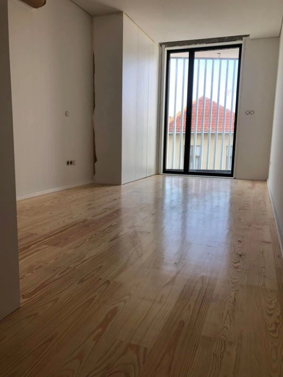 Apartamento T1 para Venda em Custóias, Leça do Balio e Guifões Foto 4