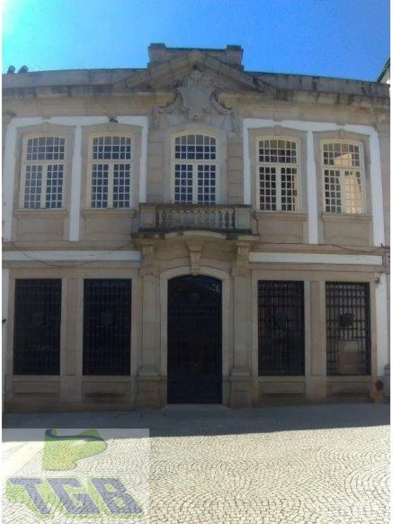 Prédio para Venda em Nossa Senhora da Conceição, São Pedro e São Dinis Foto 1