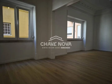 Apartamento T3 para Arrendamento em Avenidas Novas