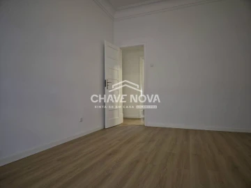 Apartamento T3 para Arrendamento em Avenidas Novas