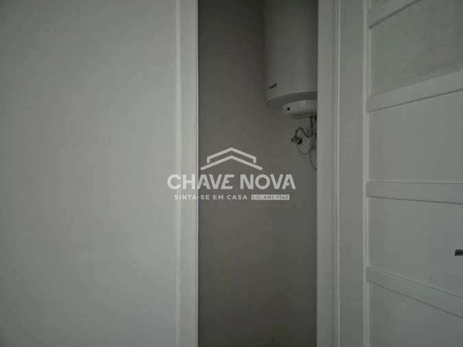 Apartamento T3 para Arrendamento em Avenidas Novas Foto 21