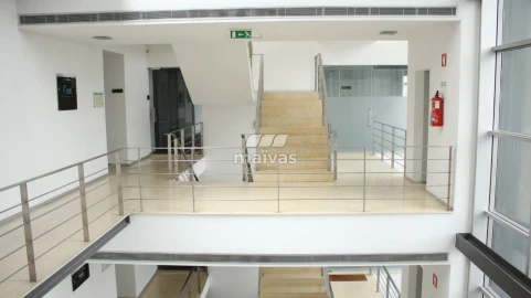 Escritório para Arrendamento em Celeirós, Aveleda e Vimieiro