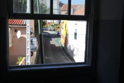 Prédio para Venda em Camarate, Unhos e Apelação