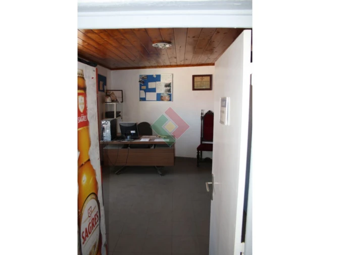 Prédio para Venda em Camarate, Unhos e Apelação Foto 21