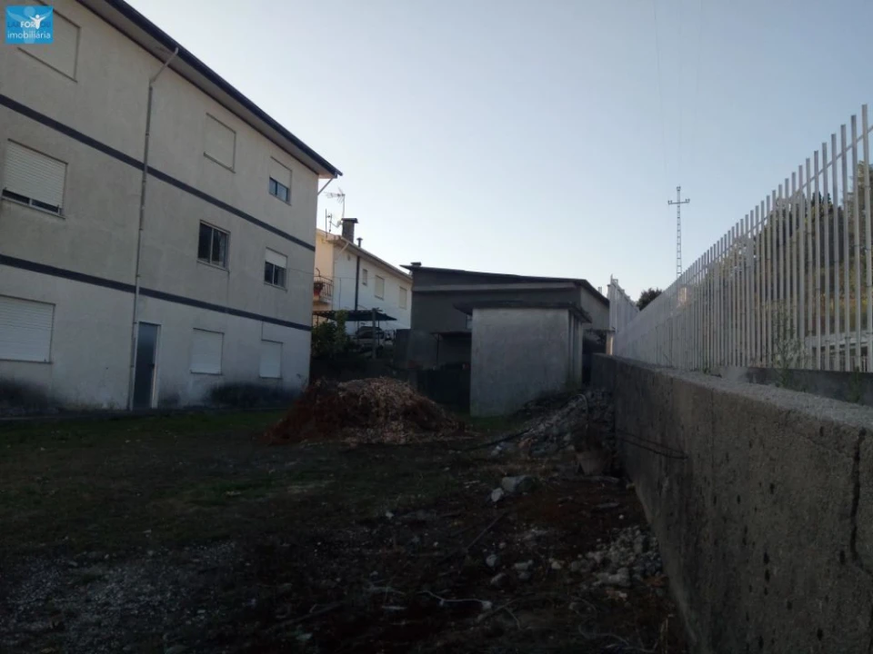 Apartamento T6 para Venda em Travassos Foto 5