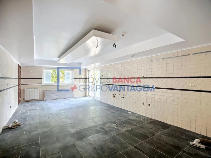 Moradia T6 para Venda em Queluz e Belas Foto 22