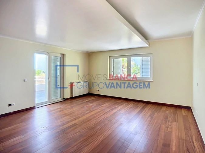 Moradia T6 para Venda em Queluz e Belas Foto 17