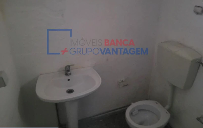 Apartamento T3 para Venda em Borba (São Bartolomeu) Foto 16