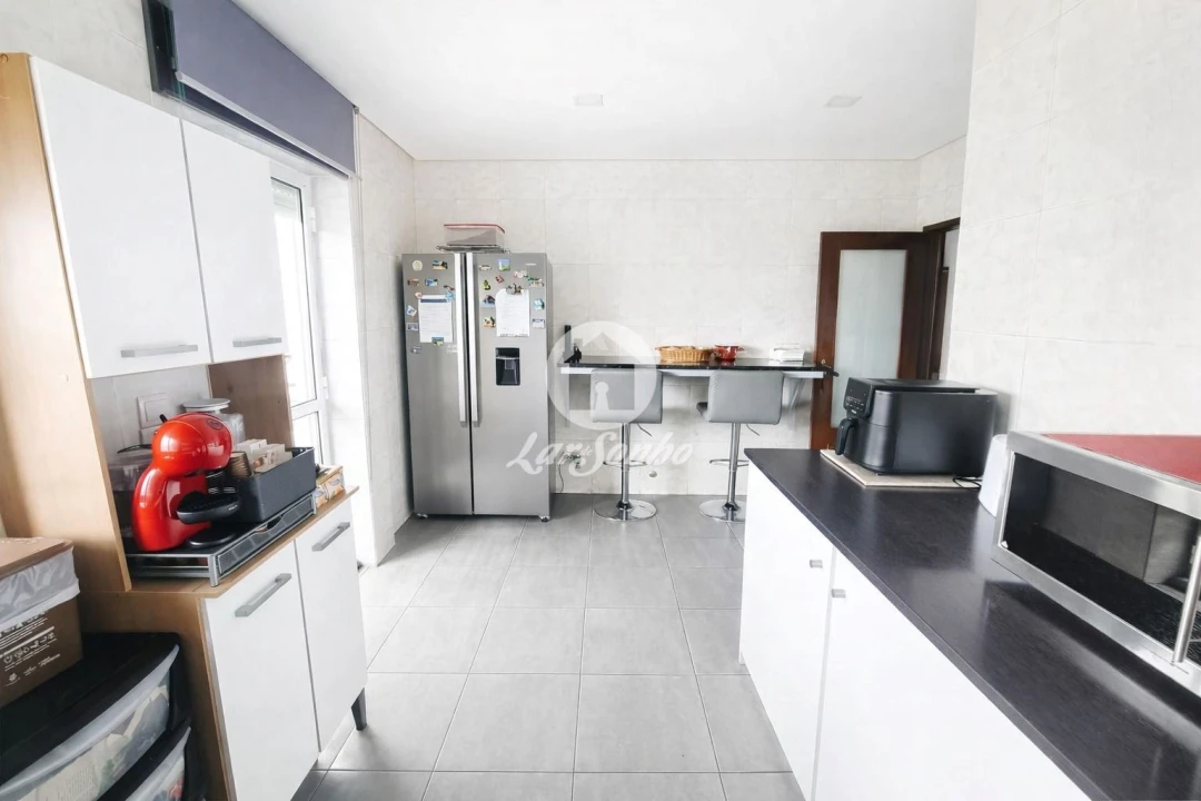 Apartamento T3 para Venda em Arcozelo Foto 11