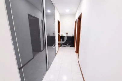 Apartamento T3 para Venda em Arcozelo