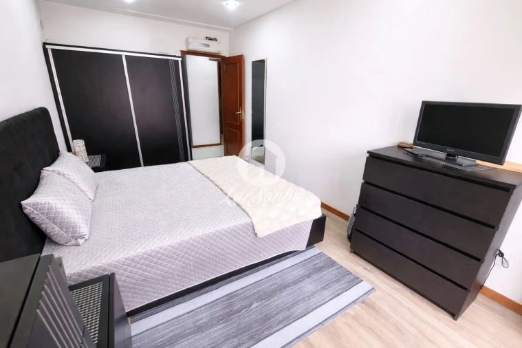 Apartamento T3 para Venda em Arcozelo Foto 15