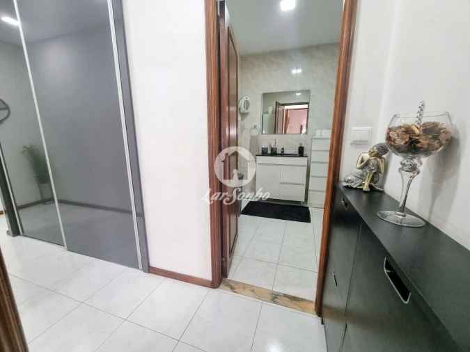 Apartamento T3 para Venda em Arcozelo Foto 19
