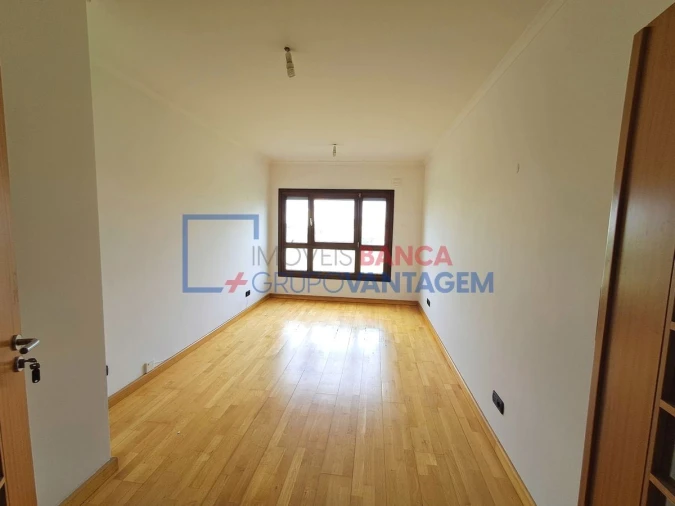 Apartamento T1 para Venda em Marvila Foto 11