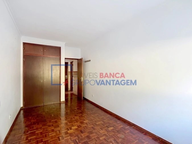Apartamento T2 para Venda em Queluz e Belas Foto 10