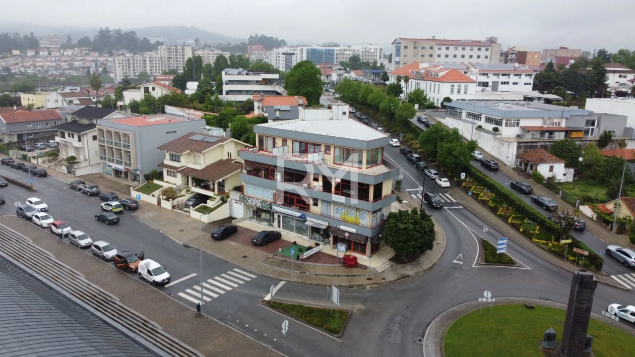 Apartamento T2 para Venda em Paredes Foto 1