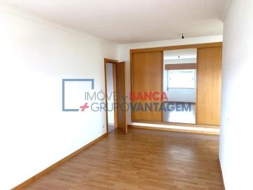 Apartamento T2 para Venda em Azambuja