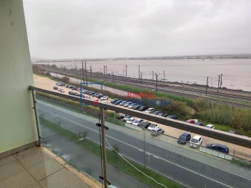 Apartamento T2 para Venda em Azambuja