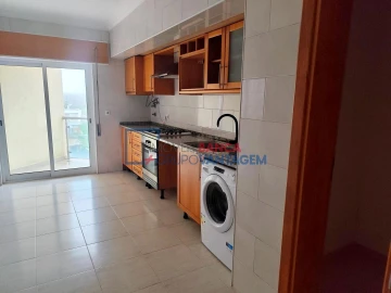 Apartamento T2 para Venda em Azambuja