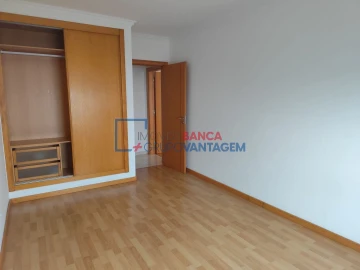 Apartamento T2 para Venda em Azambuja